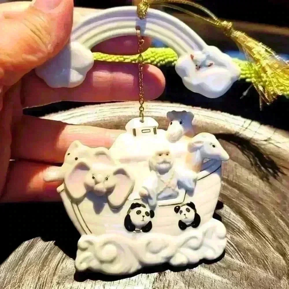 LENOX Noa's Ark ORNAMENT - Picture 1 of 10